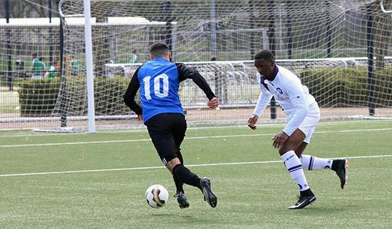 Acht voetbalvragen aan… Mo Ghoudane