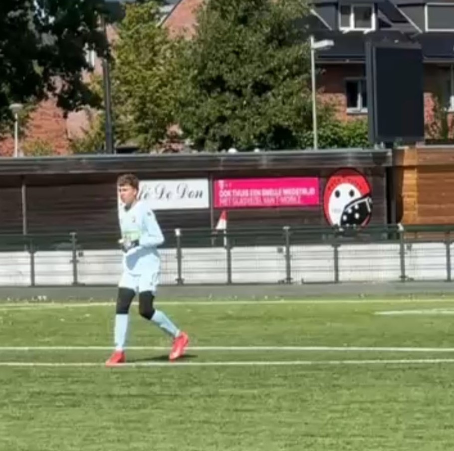 Acht voetbalvragen aan… Noah Molenveld